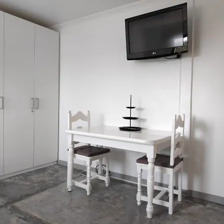 아파트 Estudio Naos *